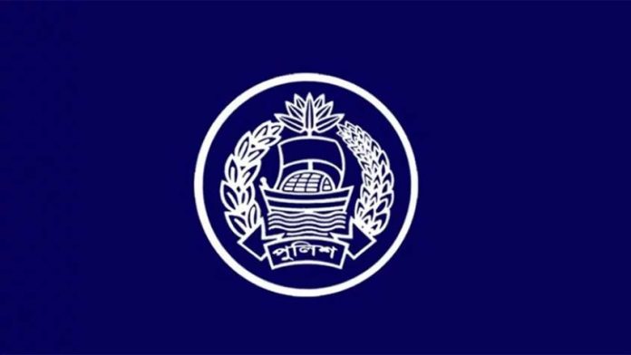 বিসিএস পুলিশ ক্যাডারের ৪০তম ব্যাচের চারজন এএসপি চাকরি ছেড়েছেন।