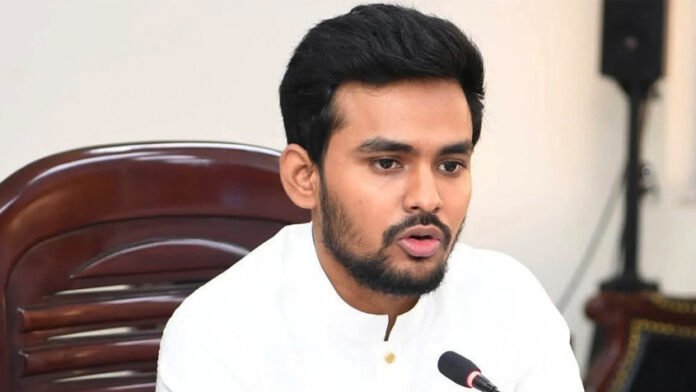 উপদেষ্টা আসিফ মাহমুদ সজীব ভূঁইয়া