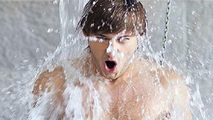 ঠান্ডা পানিতে গোসল