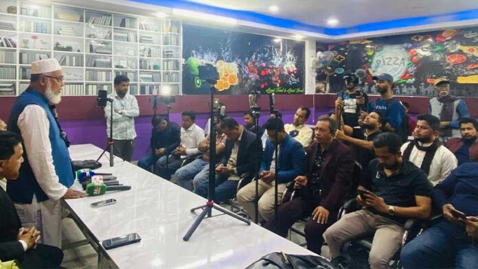 সাংবাদিকদের সাথে জামায়াত প্রার্থীর মতবিনিময়