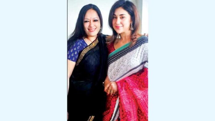 রুমিন ফারহানা ও অপু বিশ্বাস