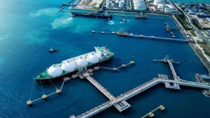 এলএনজিতে ১০৭ বিলিয়ন ডলার বিনিয়োগ,