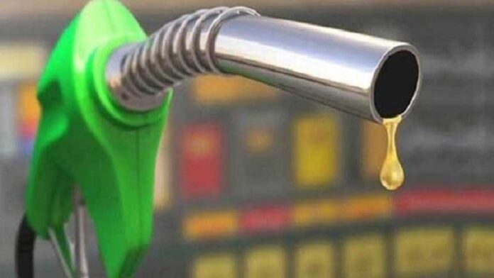 জ্বালানি তেলের দাম নিয়ে যে বার্তা দিলেন প্রধানমন্ত্রীর উপদেষ্টা