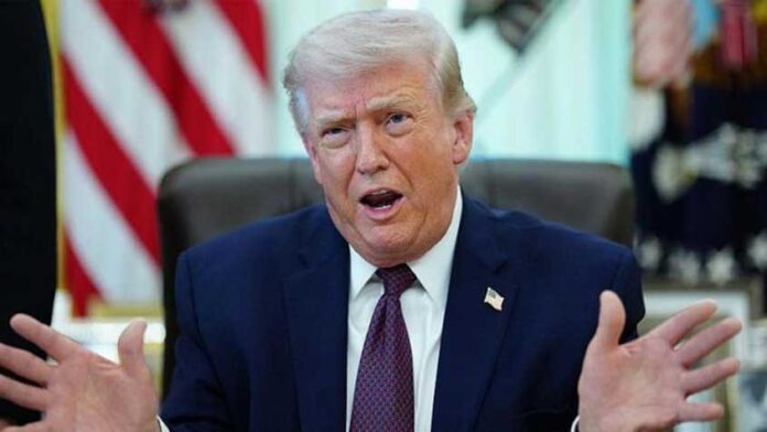 যুক্তরাষ্ট্রের প্রেসিডেন্ট ডোনাল্ড ট্রাম্প