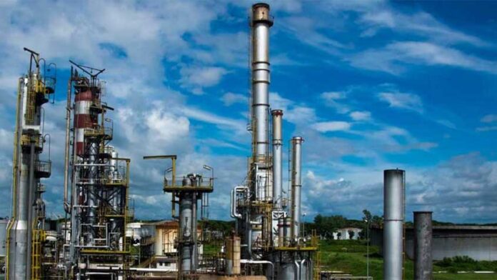 দেশের একমাত্র রাষ্ট্রায়ত্ত তেল শোধনাগারে প্রসেসিং বন্ধ