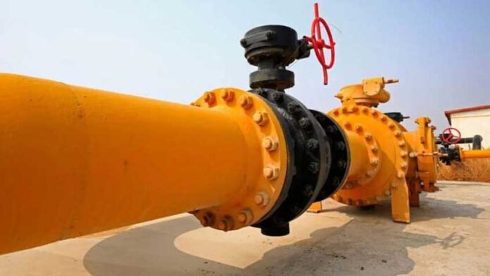 ডিজেল আসছে ভারত থেকে 