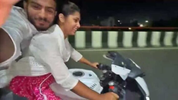 লেডি বাইকার ইকরা ও তার বন্দু