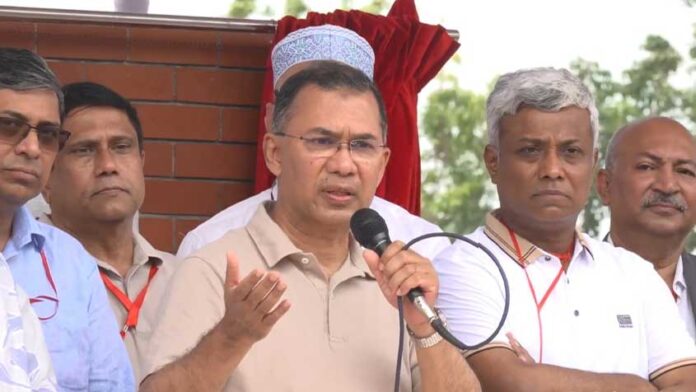 যশোরে বহুল প্রতীক্ষিত ৫০০ শয্যা বিশিষ্ট মেডিকেল কলেজ হাসপাতালের নির্মাণকাজের ভিত্তিপ্রস্তর স্থাপনের সময় কথা বলেছেন প্রধানমন্ত্রী