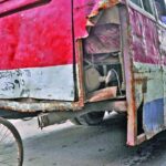 ঝুঁকিপূর্ণ ও অনুপযোগী যানবাহনের বিরুদ্ধে অভিযানে নামছে পুলিশ লক্কড়-ঝক্কড় যানবাহনের বিরুদ্ধে অভিযানে নামছে পুলিশ