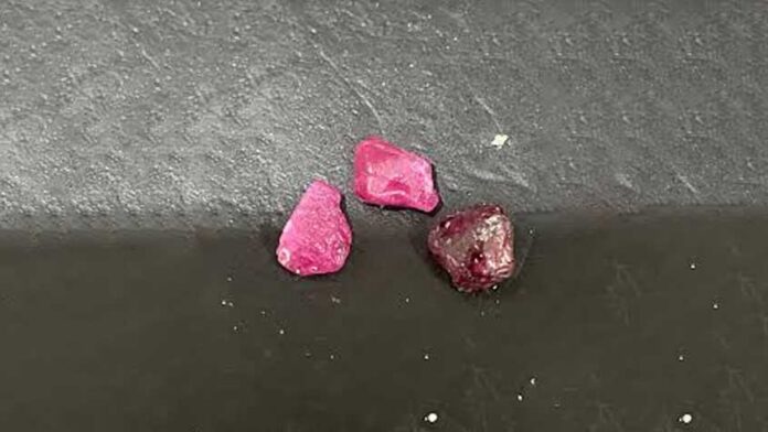 ১১ হাজার ক্যারেটের ‘অত্যন্ত দুর্লভ’ রুবি