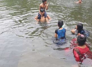 গরমকালে বিশেষজ্ঞদের পরামর্শ মতে দিনে কতবার গোসল করা উচিত গরমকালে দিনে কতবার গোসল করা উচিত