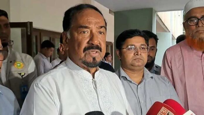 জাতীয় সংসদের স্পিকার মেজর (অব.) হাফিজ উদ্দিন আহমদ (বীরবিক্রম)।