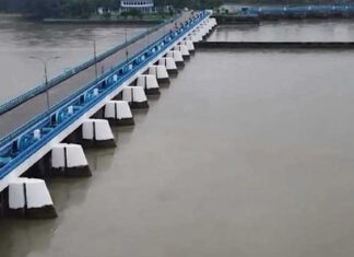তিস্তার পানি বিপৎসীমার ওপরে, খুলে দেওয়া হয়েছে সব জলকপাট
