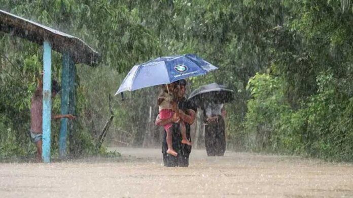 চট্টগ্রাম অঞ্চলে বন্যা-পাহাড়ধসে ৬ দিনে ৪৩ প্রাণহানি
