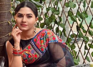 বন্যা-পরবর্তী মানবিকতার বার্তা, আবেগঘন পোস্টে যা বললেন স্পর্শিয়া জনপ্রিয় অভিনেত্রী অর্চিতা স্পর্শিয়া