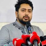 গণভোটের রায় বাস্তবায়ন না করলে সরকার পাঁচ বছরও টিকবে না: নাহিদ ইসলাম বিরোধীদলীয় চিফ হুইপ নাহিদ ইসলাম।