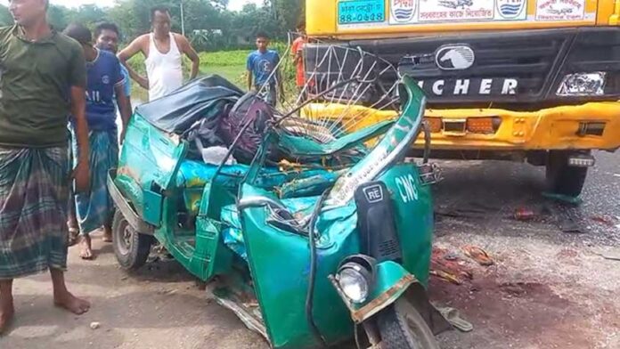 সিলেটে ট্রাক ও অটোরিকশার মুখোমুখি সংঘর্ষ, নিহত ৪